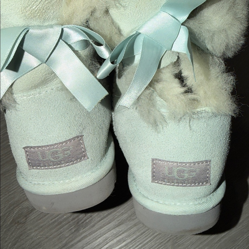 UGG AUSTRALIA Bailey Bow Mini Boots Baby Blue Size 6